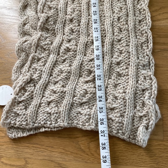 NWT Cintelli e Galluzzo Grey Cable Knit Scarf - Picture 9 of 10